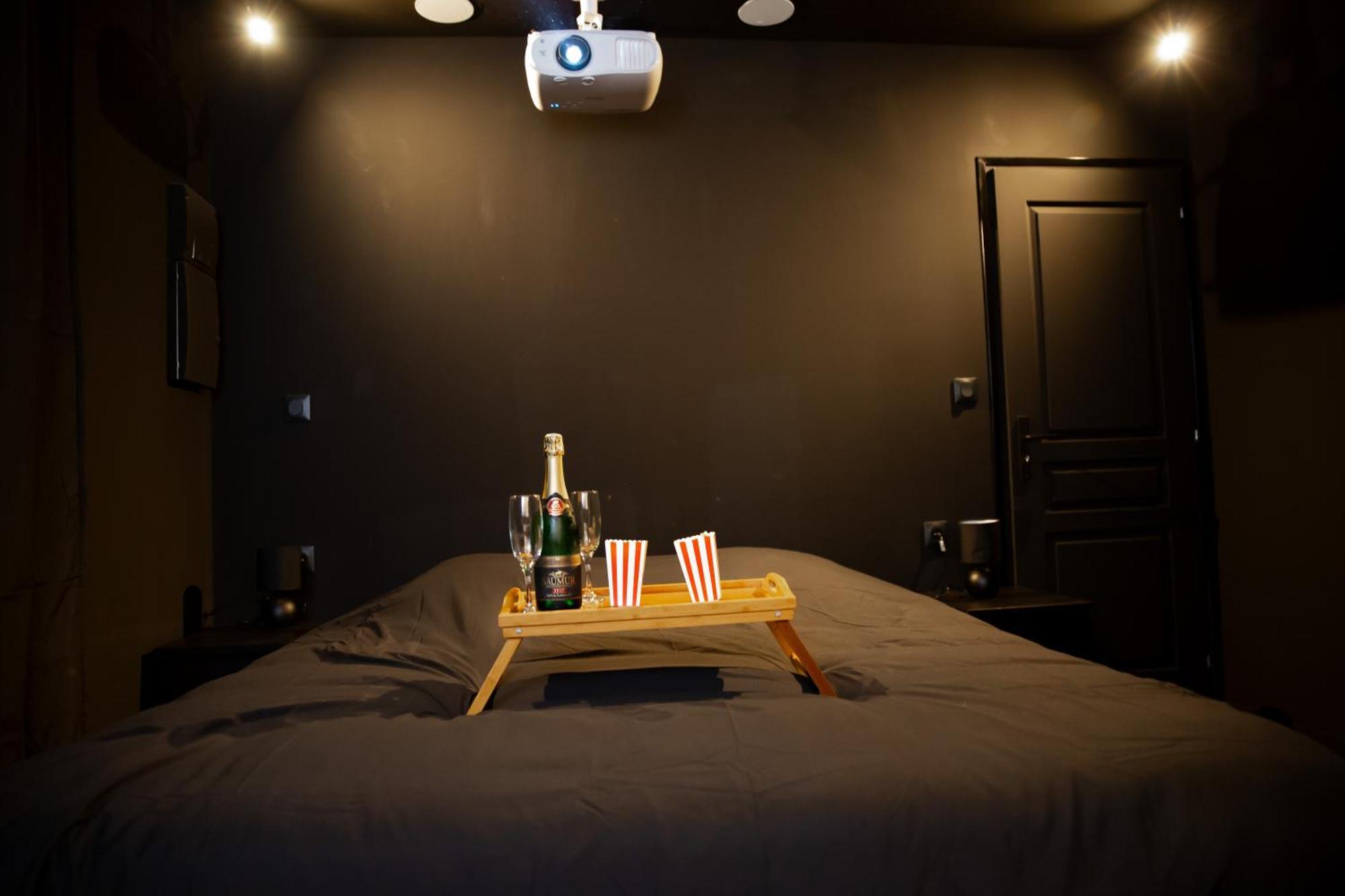 Cinema Prive-Compiegne - Sitivia Villa Margny-les-Compiegne Екстериор снимка
